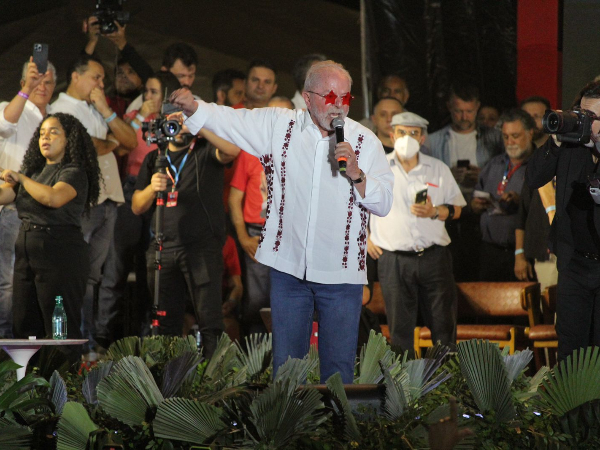 Lula em Teresina:  “Eu quero que o pobre deixe de ser pobre”