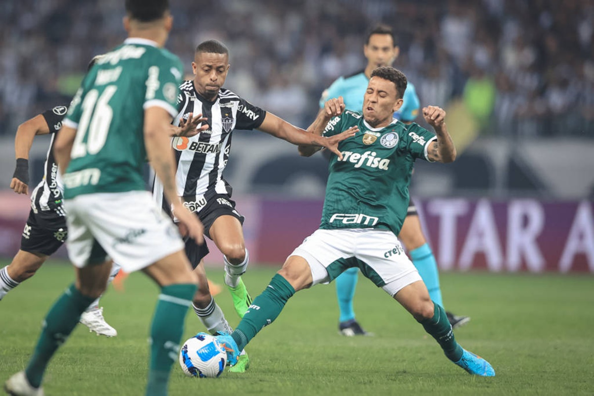 Palmeiras reage após tomar 2 a 0 do Atlético-MG e busca empate no Mineirão - Foto: Pedro Souza/Atlético