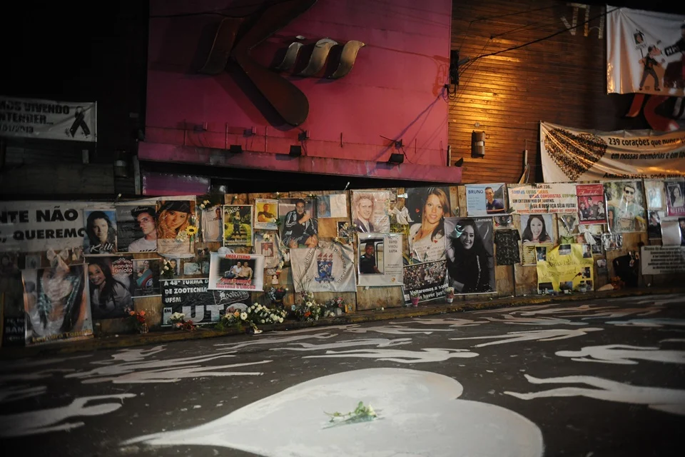 Incêndio na Boate Kisse matou 242 jovens no Rio Grande do Sul. (Foto: Diego Frichs Antonello / Colaborador/Getty)