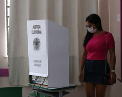 Eleitorado feminino no Brasil chega a 53% nas eleições de 2022