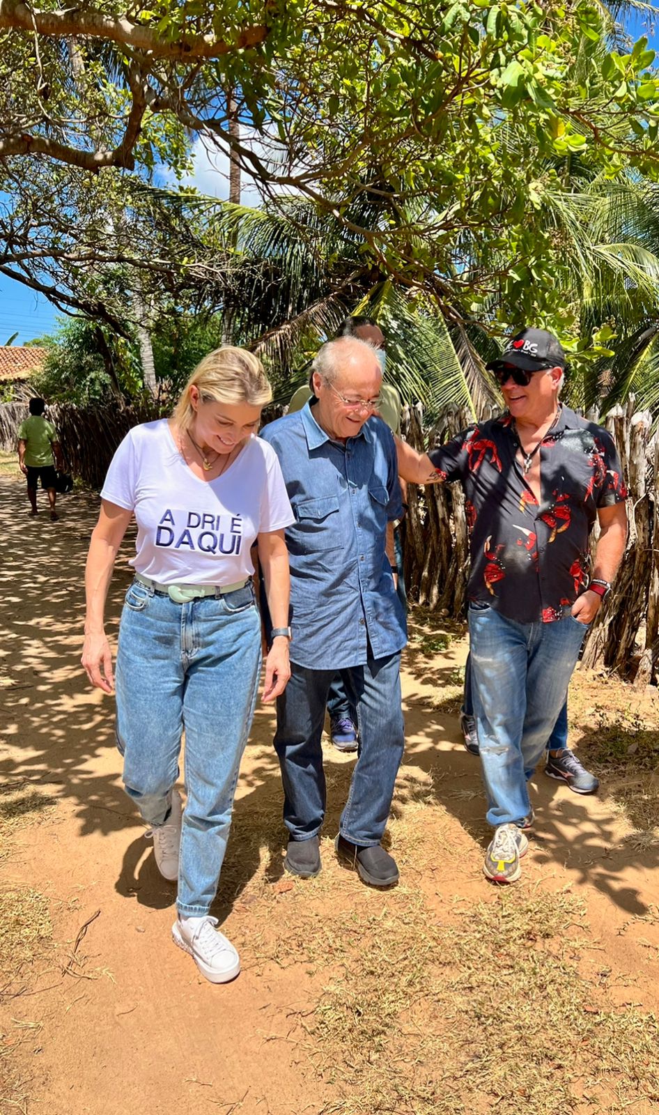 Dri do BobZ conversa com Sílvio Mendes e Bob Ziegert em Cajueiro da Praia