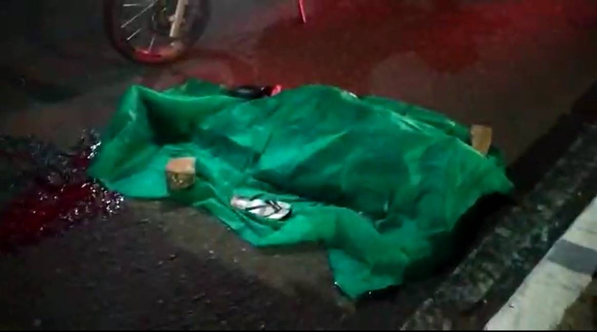 Homem morre após ser atropelado e ter as pernas esmagadas em Teresina (Foto: Ivan Lima/ Rede Meio Norte)