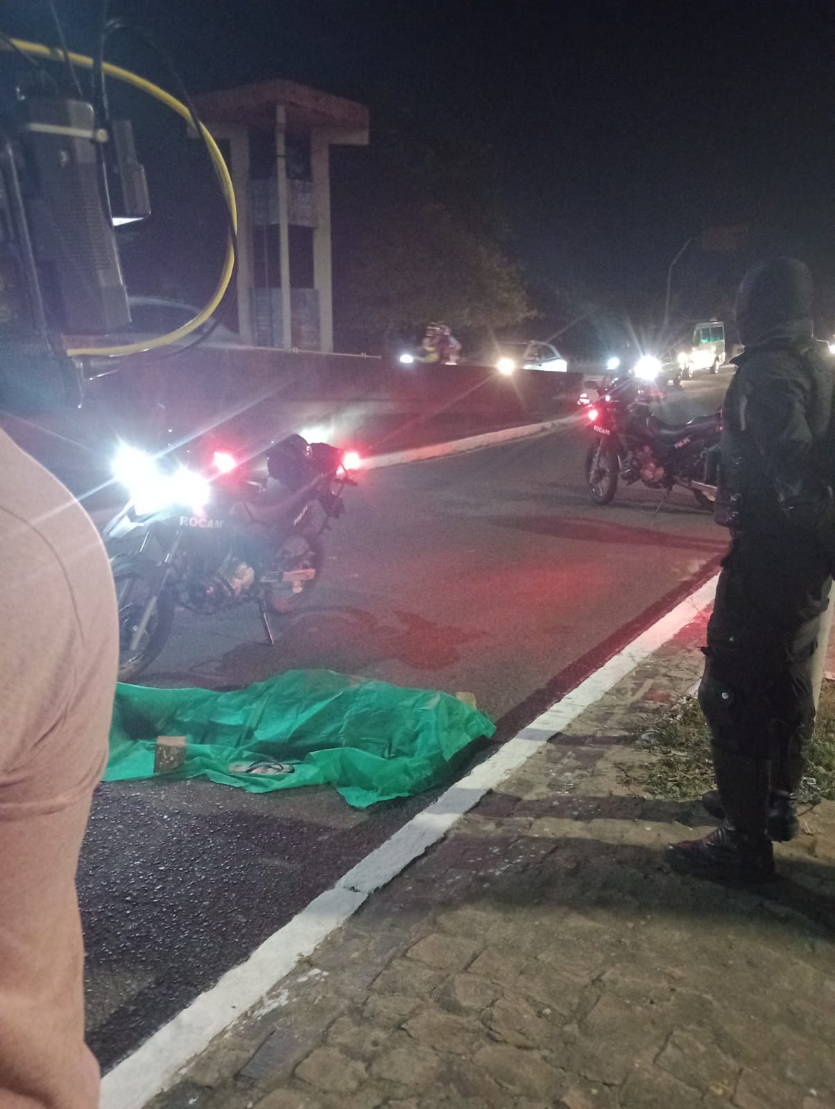 Homem morre após ter as pernas esmagadas em acidente na Avenida Maranhão (Foto: Reprodução/ WhatsApp)