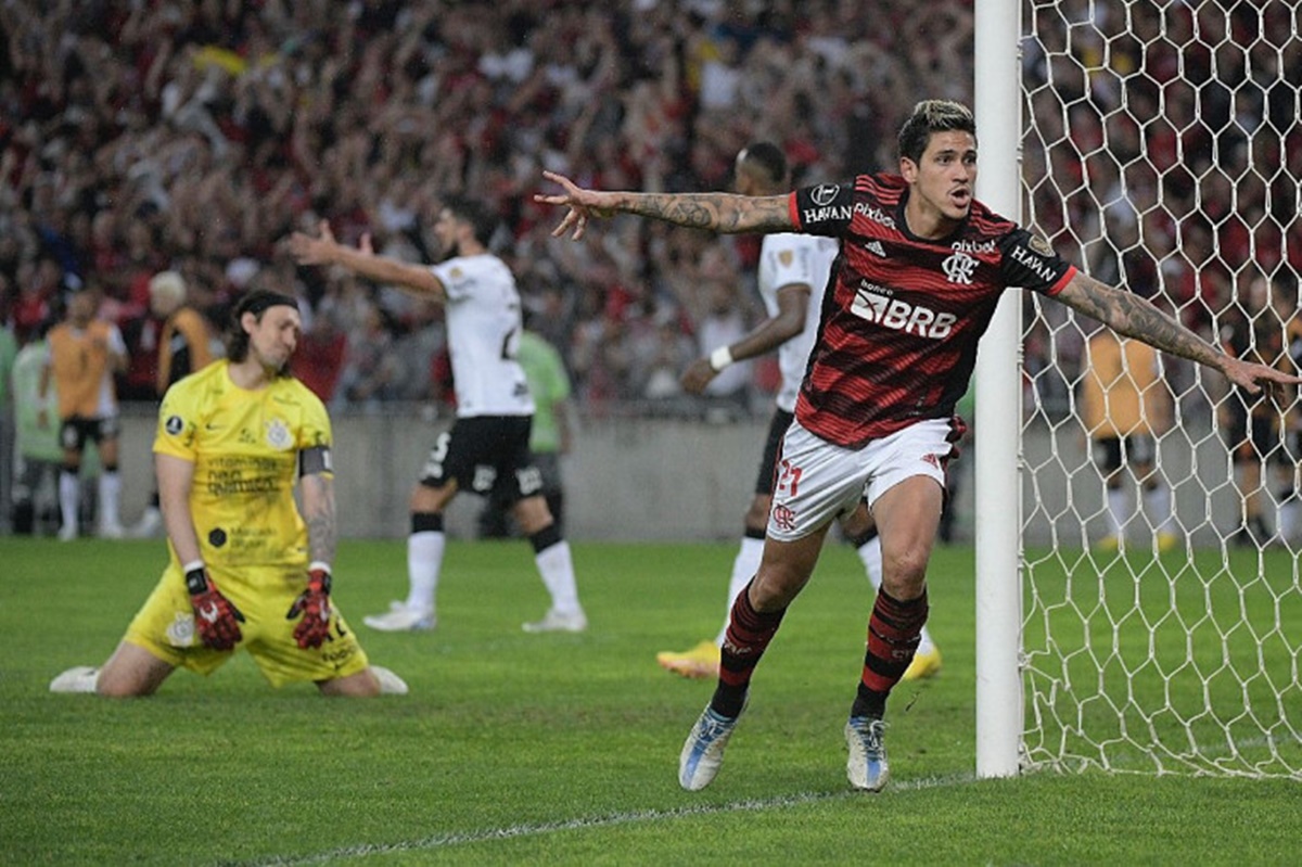 Pedro decide, Fla bate Corinthians de novo e vai à semi na Libertadores - Foto: Alexandre Vidal/Flamengo