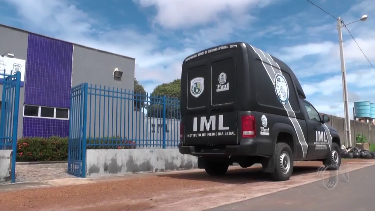 Corpo foi levado para posto avançado do IML, em Parnaíba - Foto: Reprodução/Portal Costa Norte
