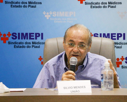 Sílvio Mendes defende telemedicina e a não privatização da saúde pública