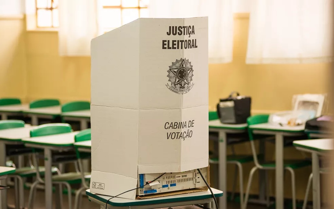 Cabine de votação utilizada durante eleição municipal em 2020 — Foto: Érico Andrade/g1 