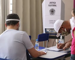 Mais de 2,5 milhões de piauienses vão às urnas neste domingo