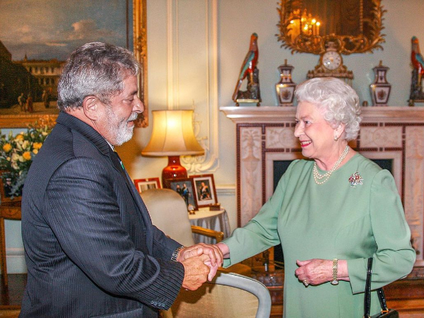 Rainha Elizabeth II: Artistas e políticos do Brasil lamentam a morte