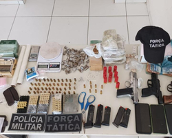 Polícia apreende armas, drogas e grande quantidade de munição no Piauí